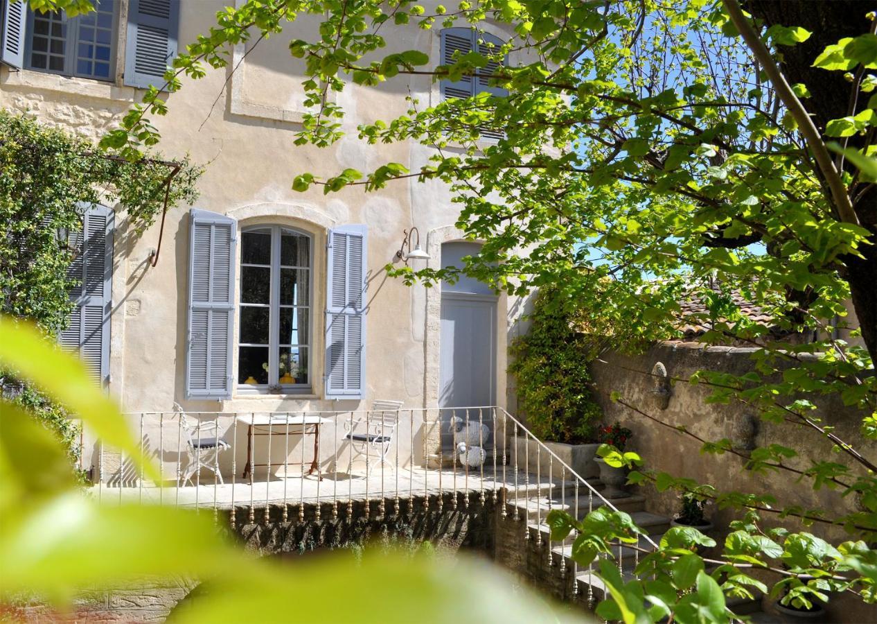 Le Petit Chateau Chateauneuf-de-Gadagne Bagian luar foto